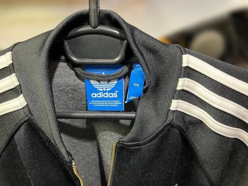 ADIDAS アディダス トラックJK トレフォイル 105(L L相当）