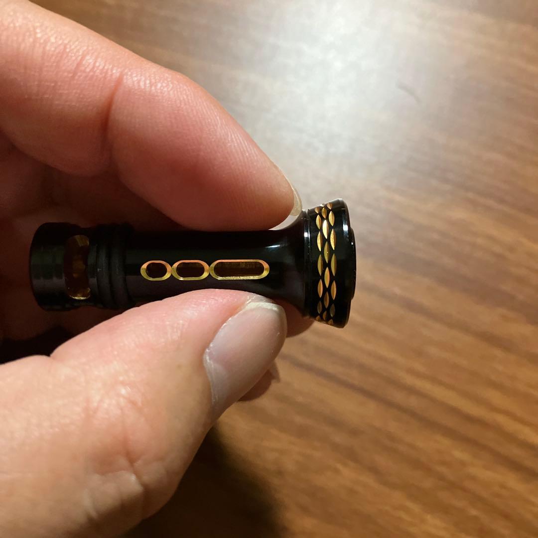 美品レア　ダイワ用　ダブルハンドル　カーボンロングノブ　ゴメクサス　スタンド