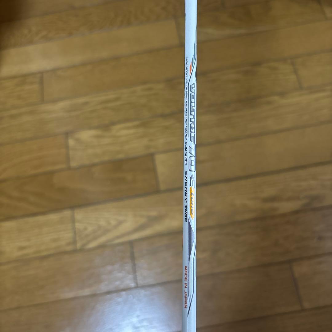 YONEX Voltric 70 バドミントンラケット