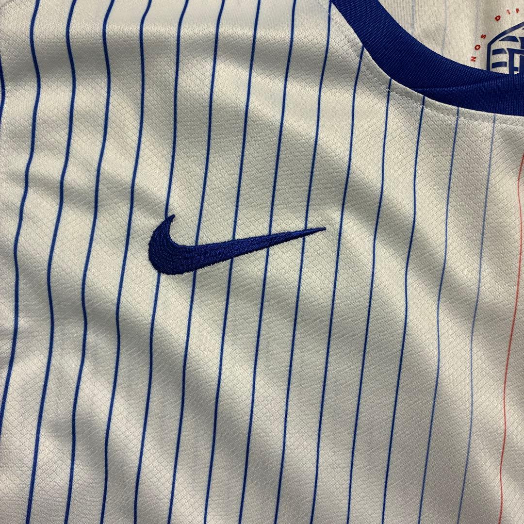 Nike フランス代表 ストライプシャツ