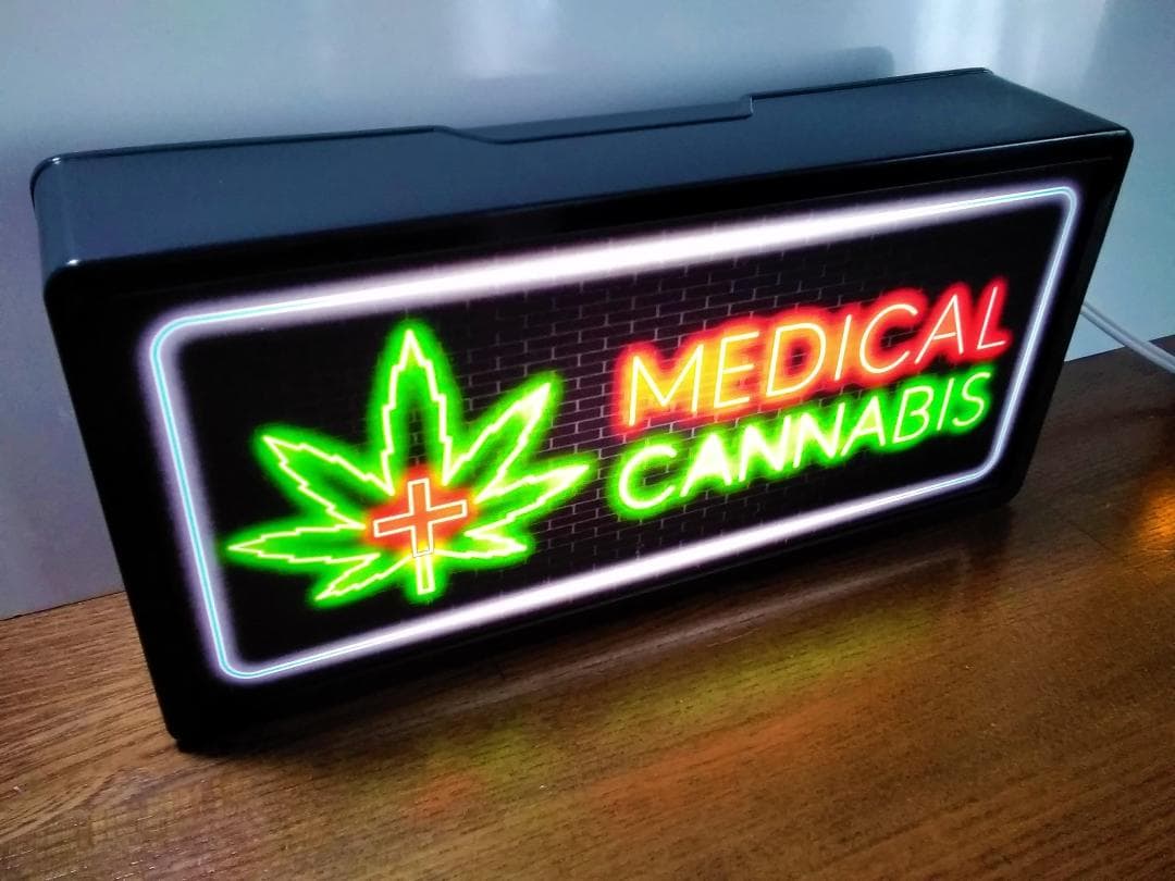 大麻 マリファナ 医療 ガンジャ CANABIS 看板 置物 雑貨 ライトBOX