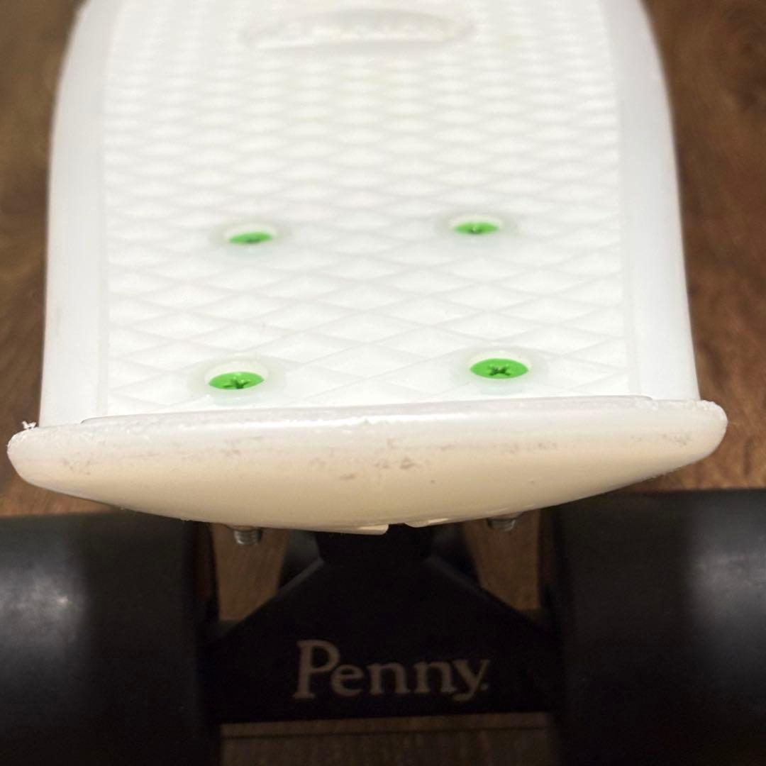Penny ホワイト蓄光モデル 22インチ スケートボード ペニー