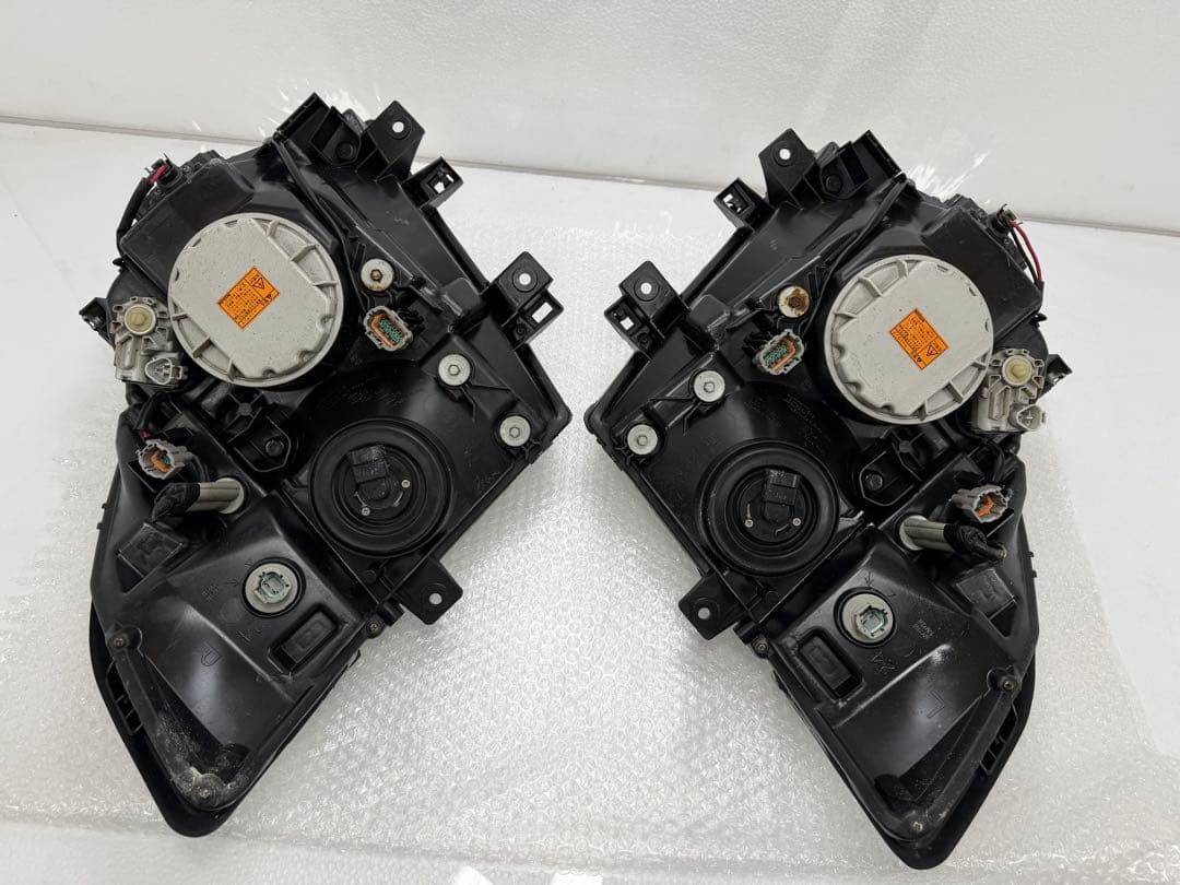 エルグランド E51中期 後期ヘッドライトHID KOITO 100-24852