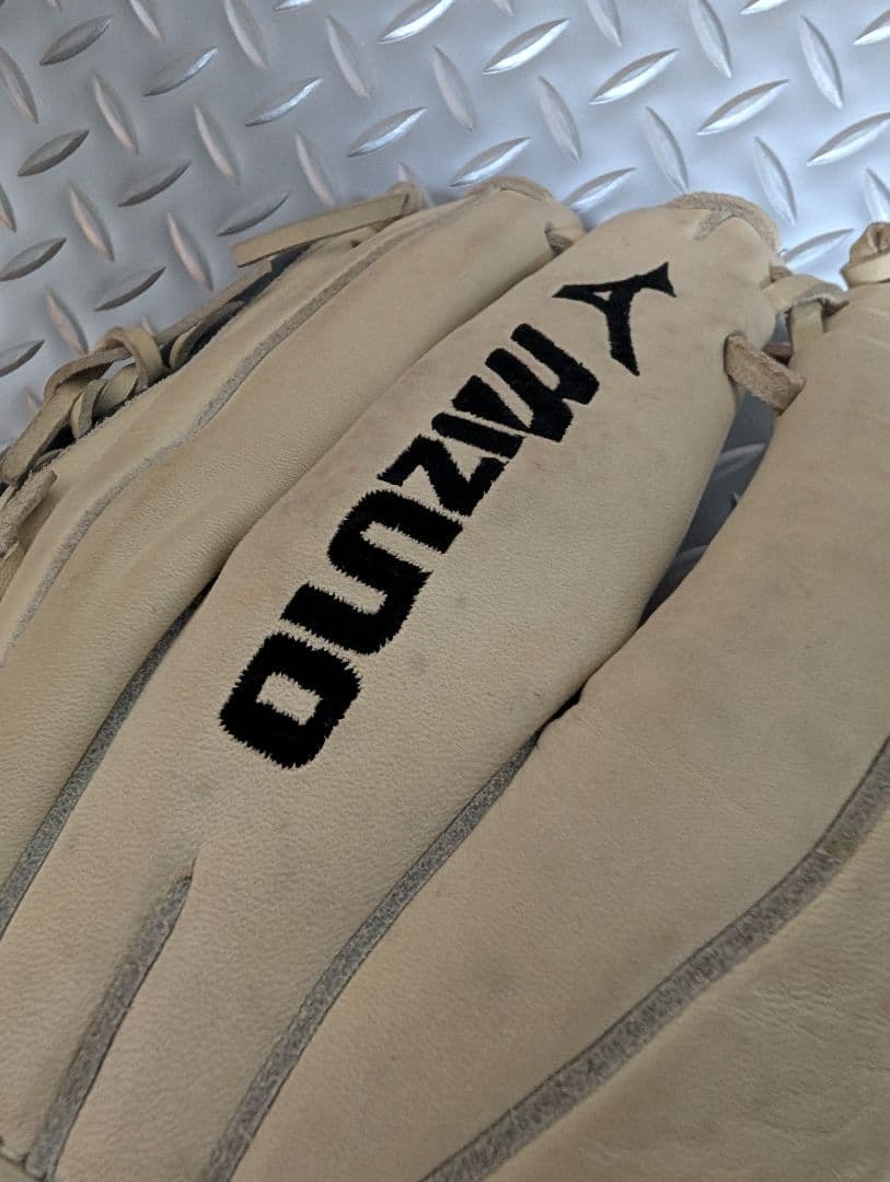 Mizuno ミズノ軟式グローブ ベージュ/ネイビープロフェッショナルグローバル