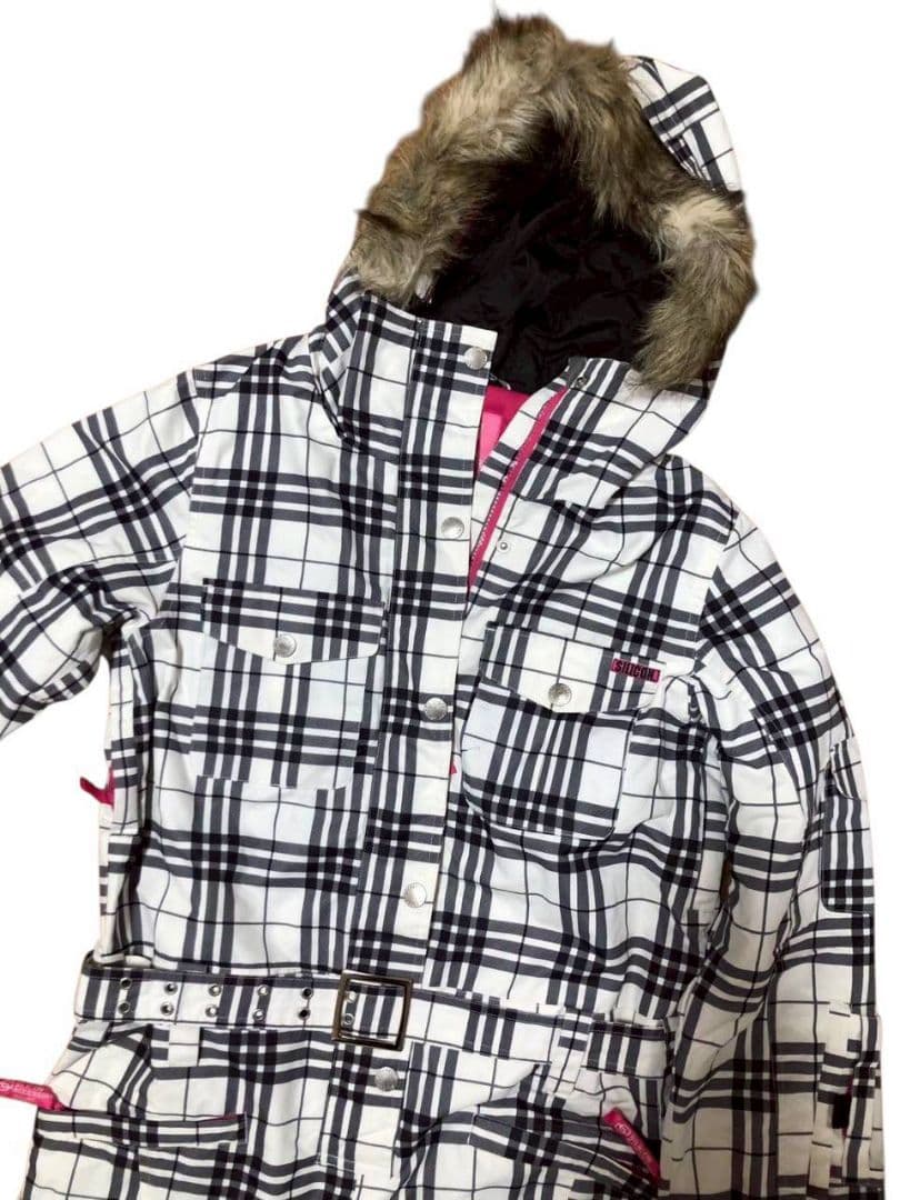 美品Sサイズ【レディース スノーボードウェア】 つなぎ おしゃれ　かわいい　映え