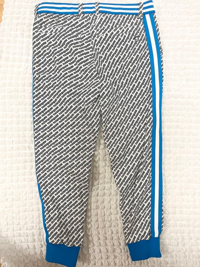 【即完品‼️】ENVOI by Munsingwear セットアップ　総柄　ゴルフ