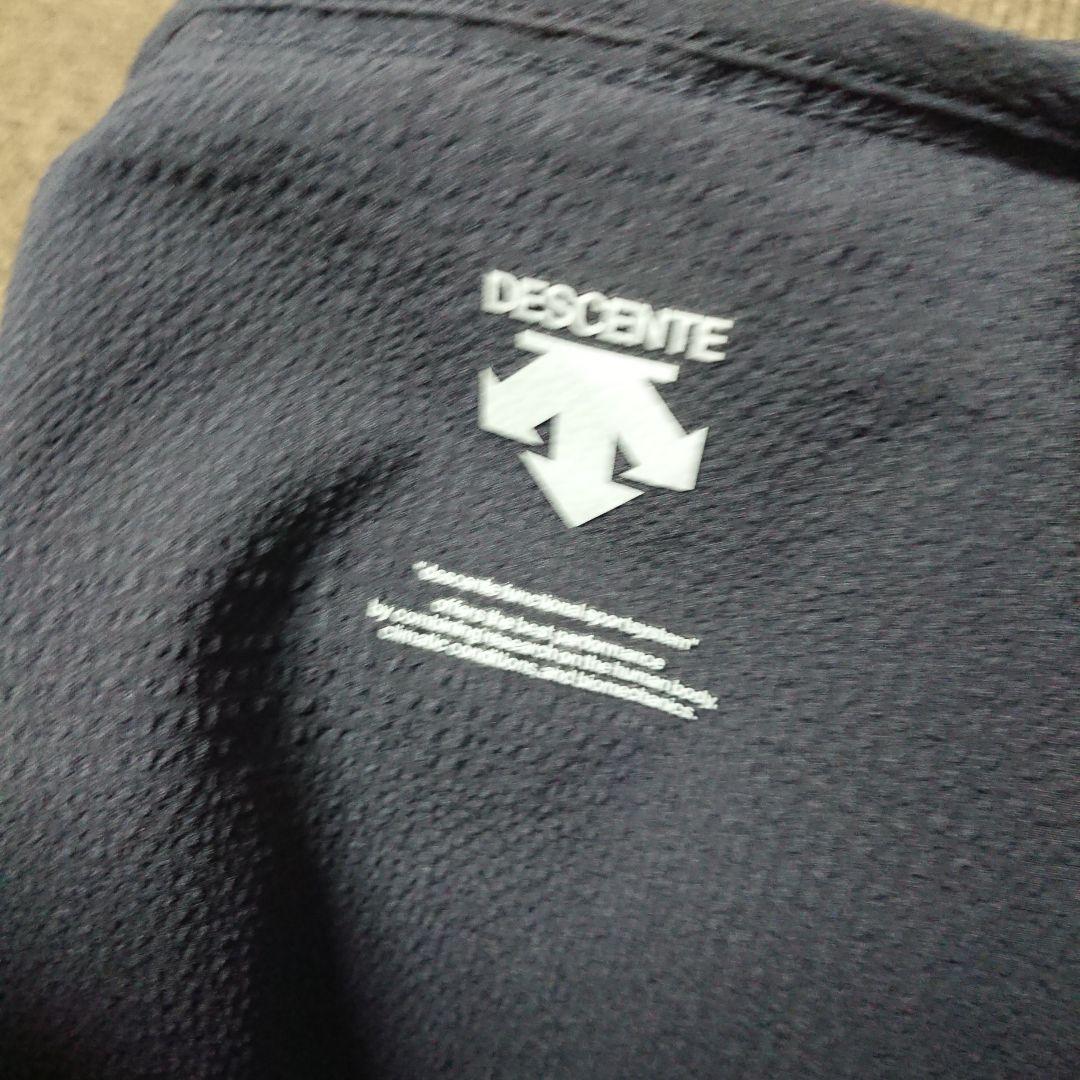 送料無料【DESCENTE】ストレッチクロス 軽量上下セット S