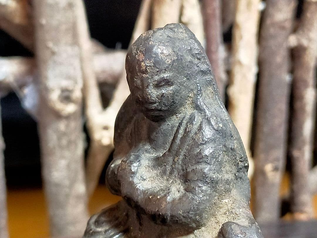 ♥とても古い♥　小さな　陶製　仏像　仏壇　仏具　骨董　古玩