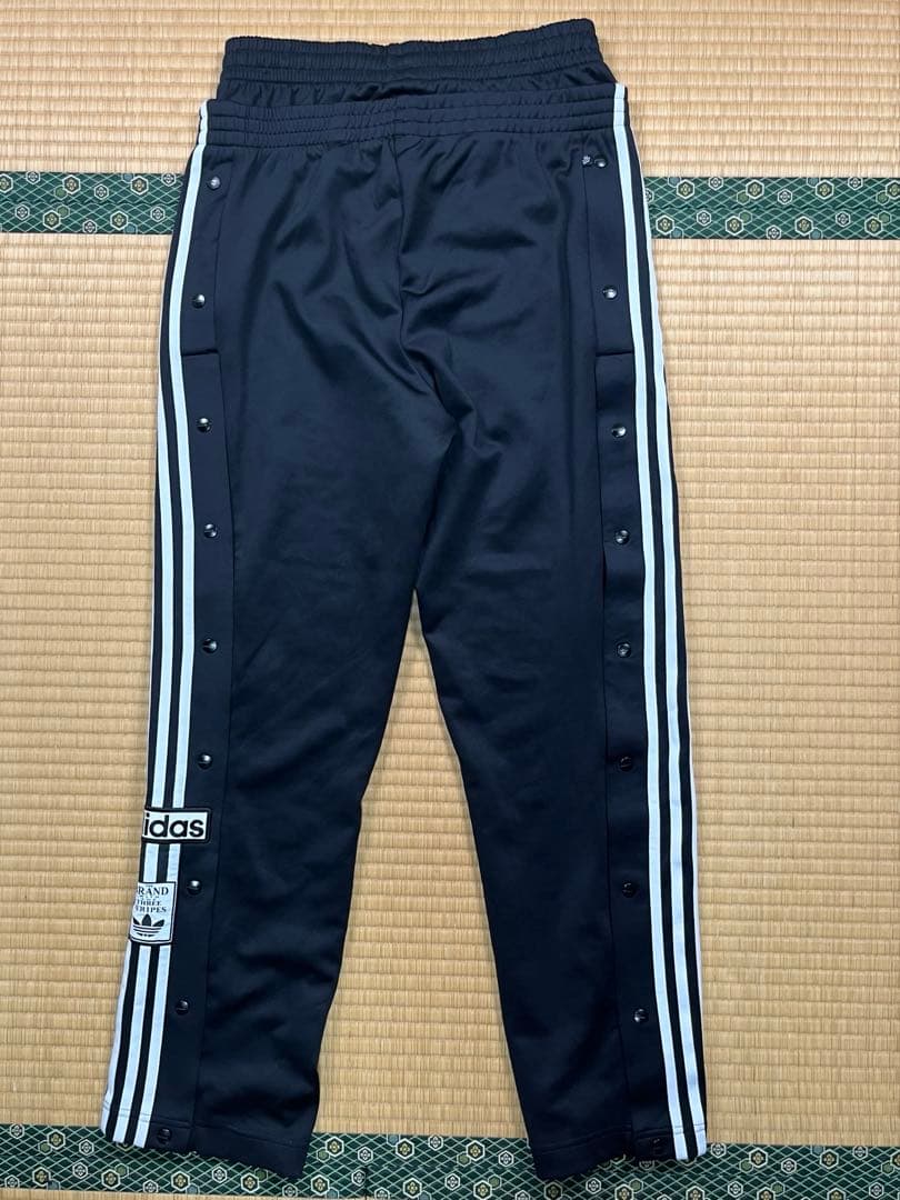 adidas ADIBREAK トラックパンツ firebird