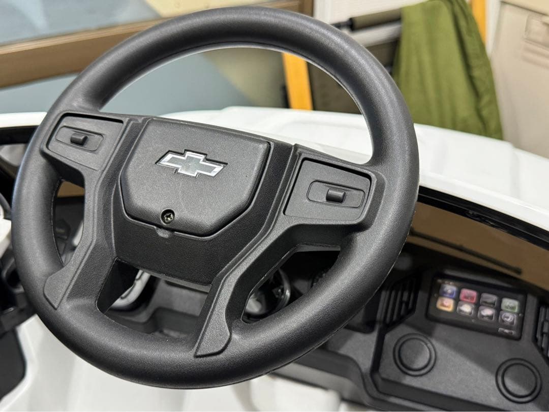《aoiの為購入不可⚠️》シルバラード　電動乗り用自動車　本日より再販