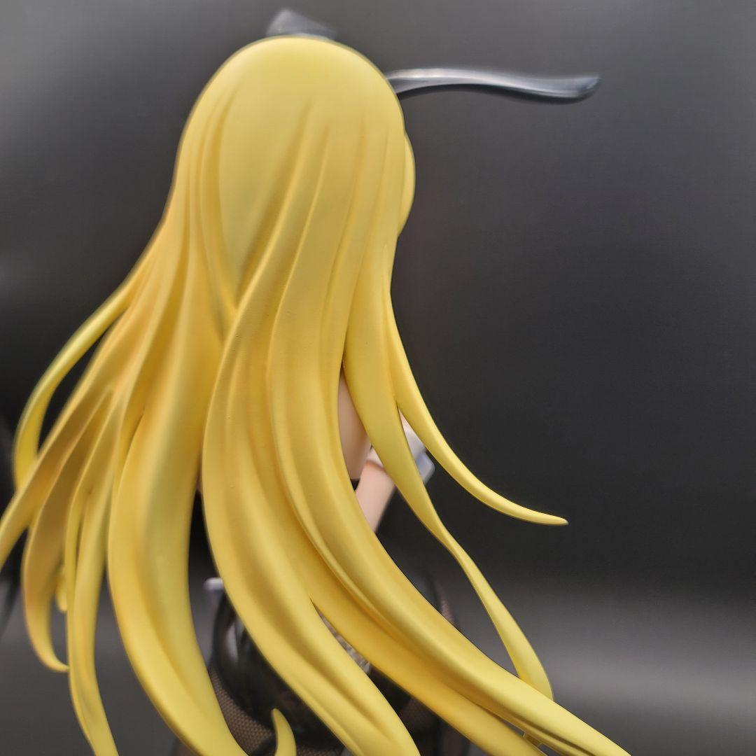 アイズ・ヴァレンシュタイン バニーVer 1/4 フィギュア FREEing