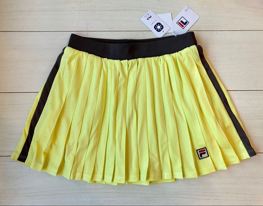新品＊FILAフィラ＊イエロー×ブラウンの可愛いプリーツスコートL