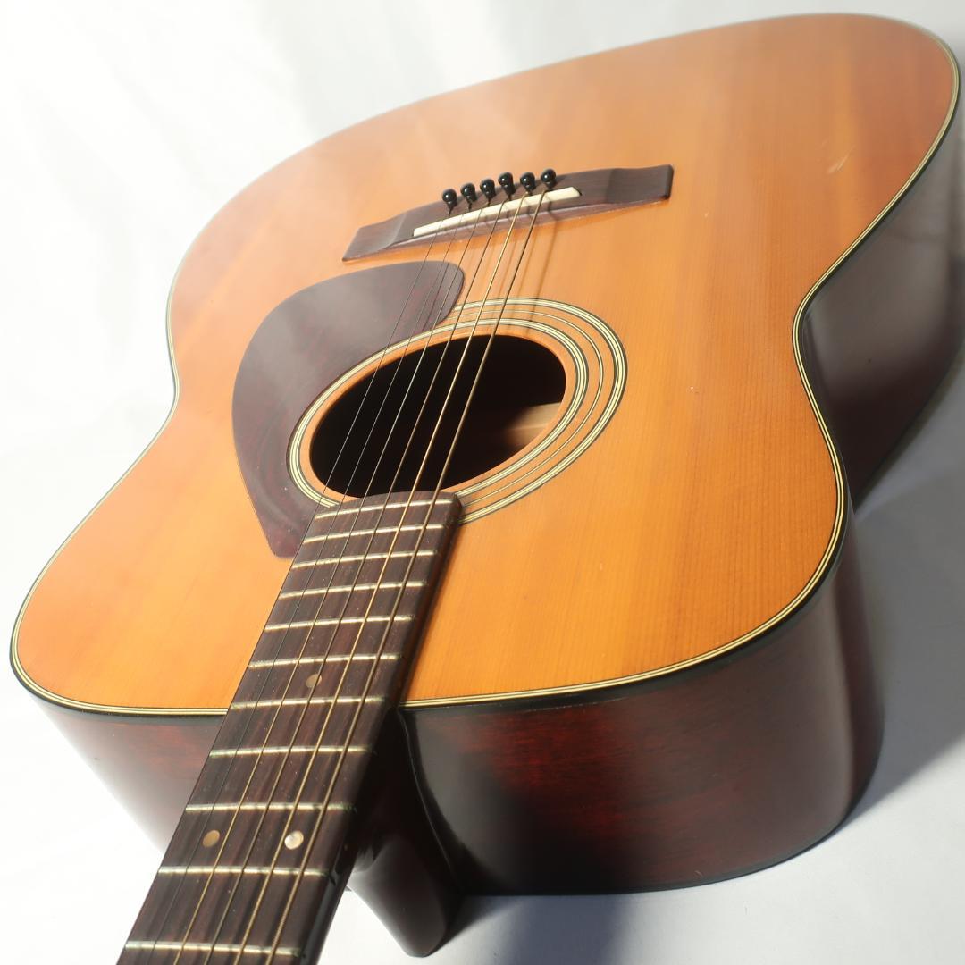 美品 YAMAHA FG-200 グリーンラベル アコースティックギター