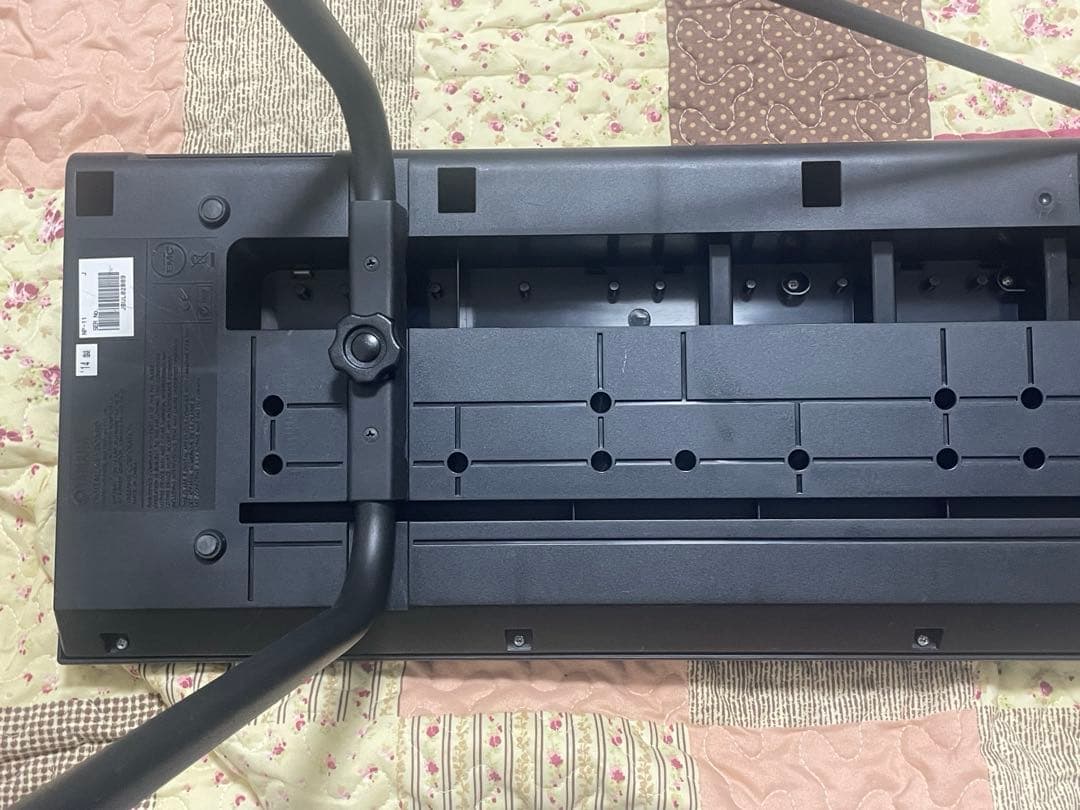YAMAHA 電子キーボード piaggero NP-11 譜面台・アダプタ付