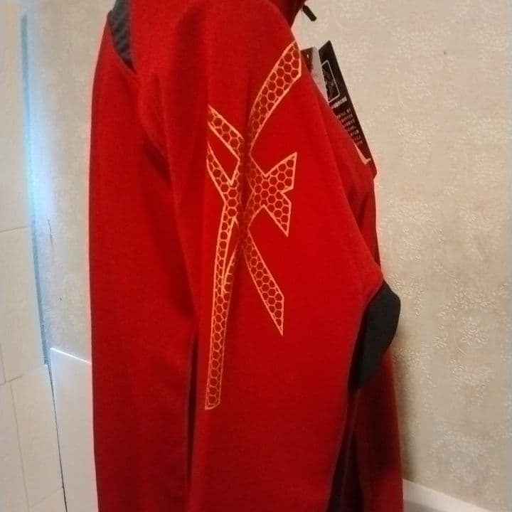 スポーツ　ウェア　ジャージ　ジャケット
