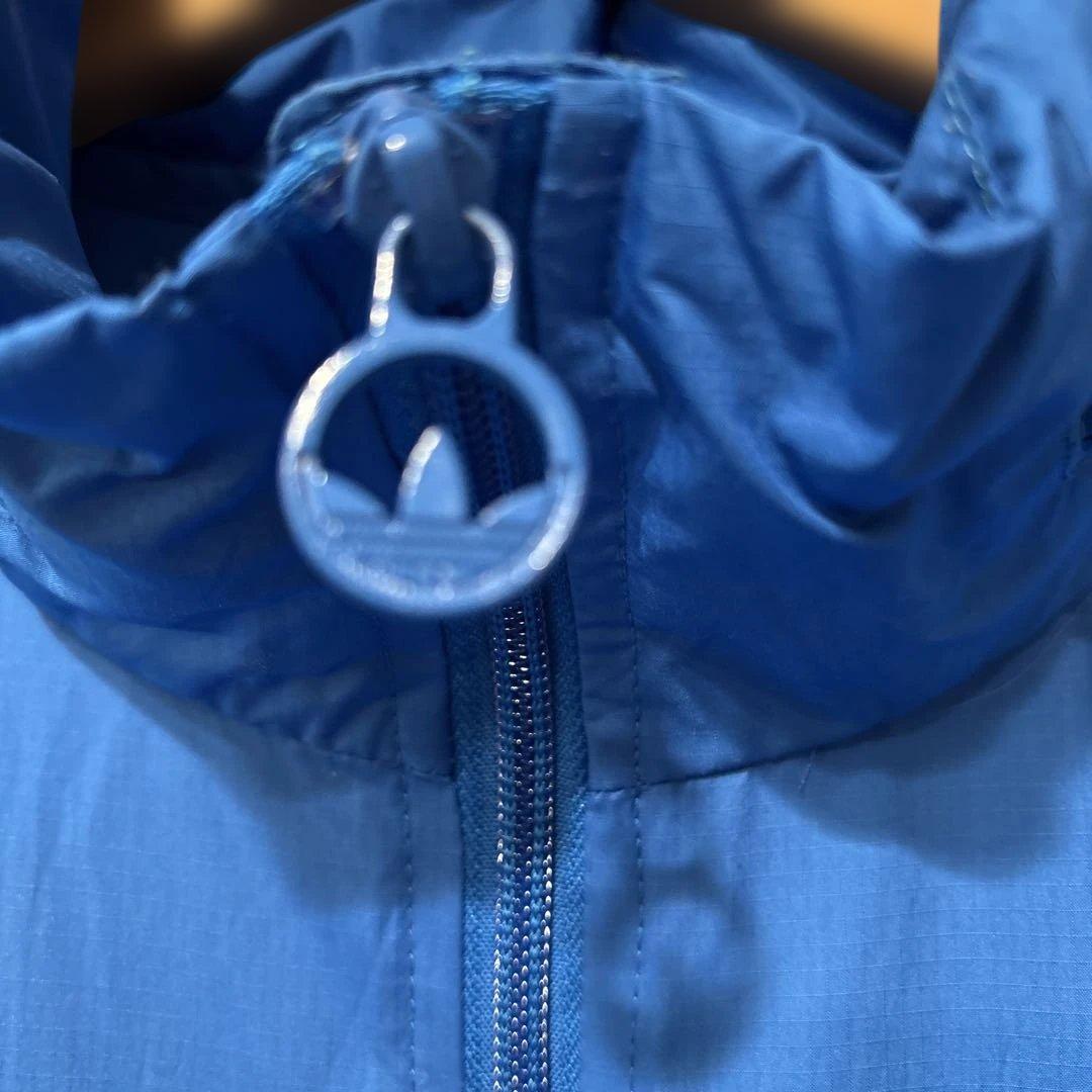 adidas 青 ウィンドブレーカー