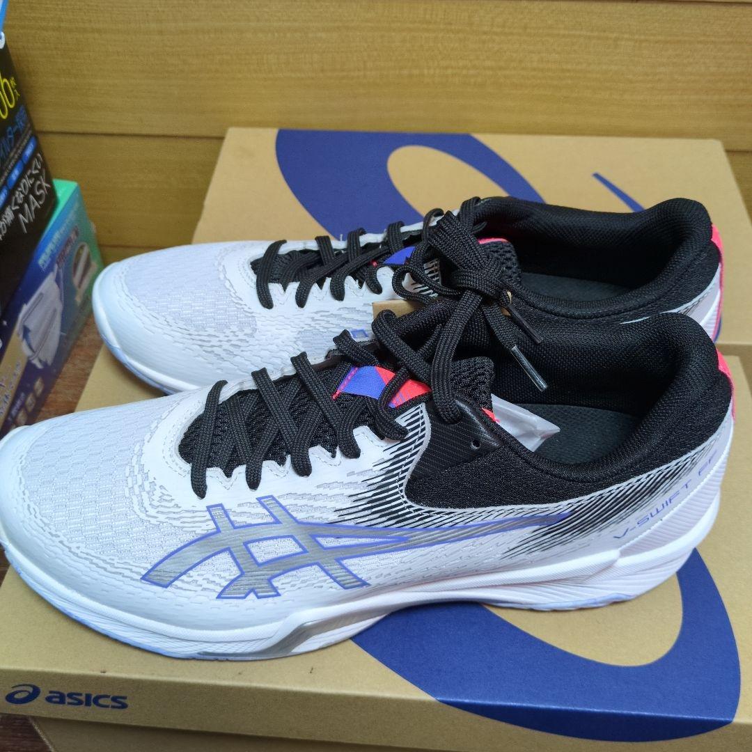 asics バレーボールシューズ ホワイト/ブラック/パープル ブイスイフト