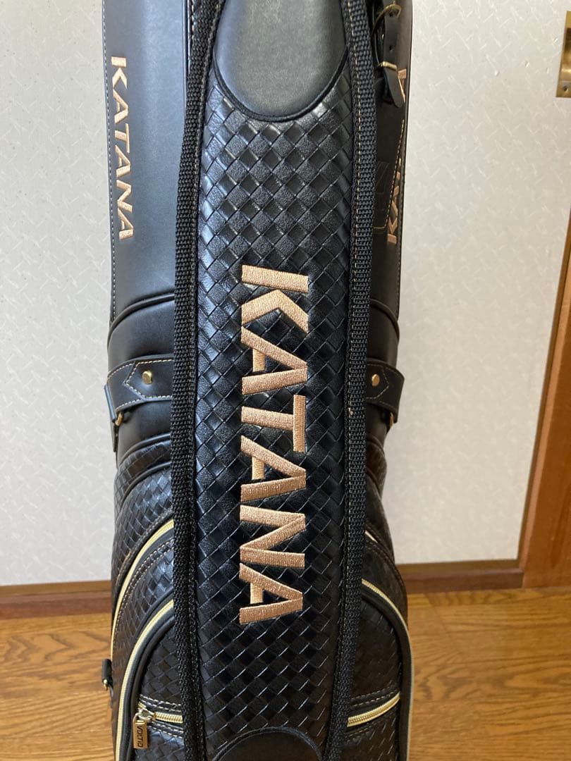 【美品】　カタナゴルフ　キャディバッグ　KATANA黒フード付き