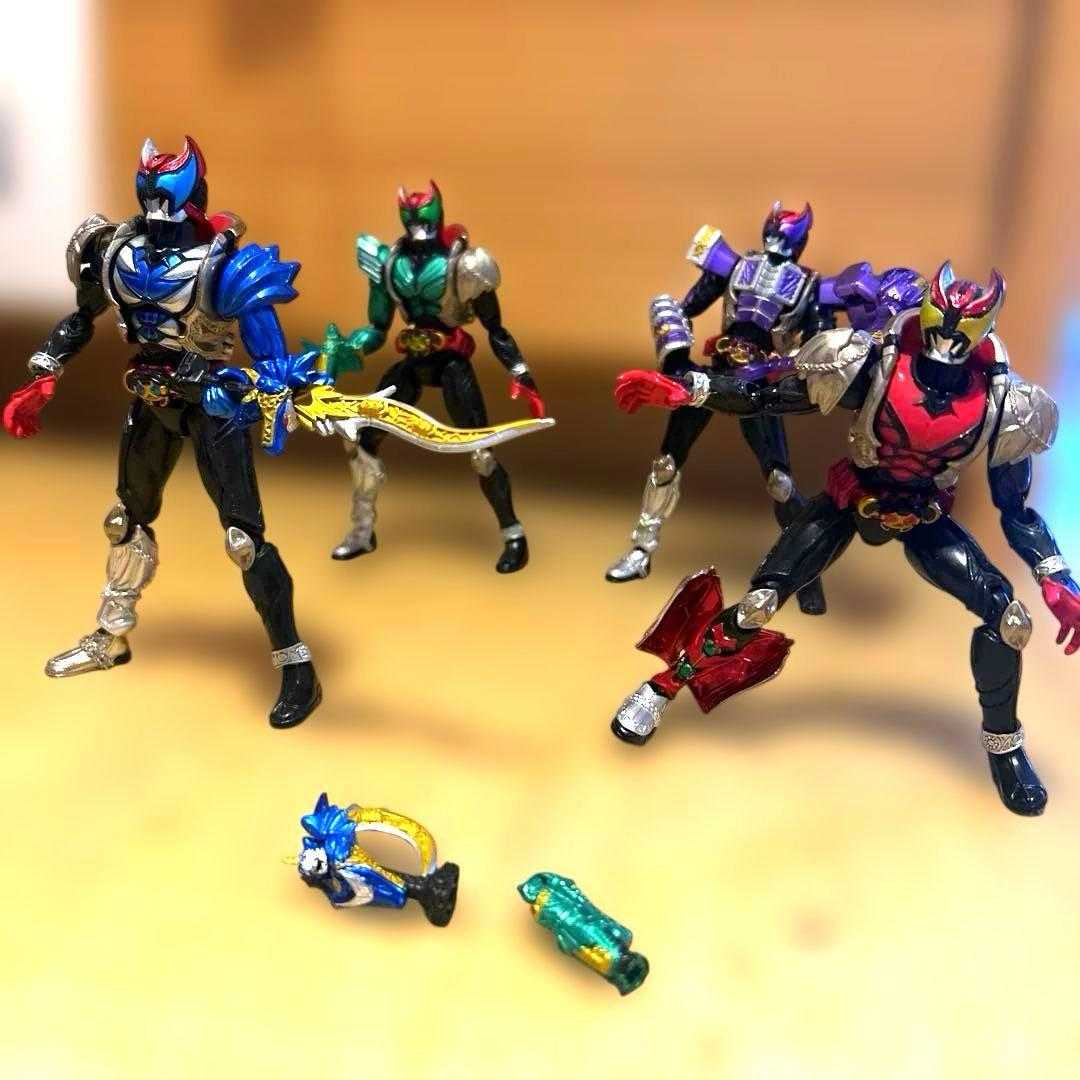 フィギュア　仮面ライダーキバ　装着変身　超合金4体セット売り