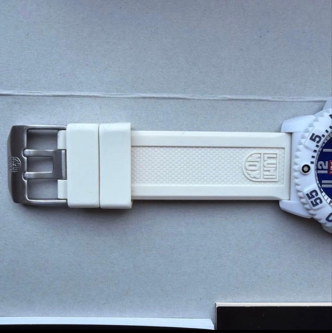LUMINOX 腕時計3057ホワイト アウト コアマン リミテッドエディション