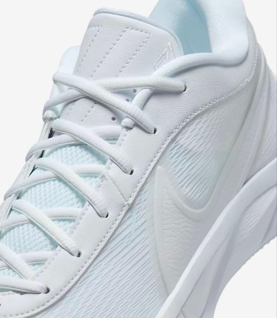 Nike フリーク6 FREAK バスケットボールシューズ バッシュ 白 ヤニス