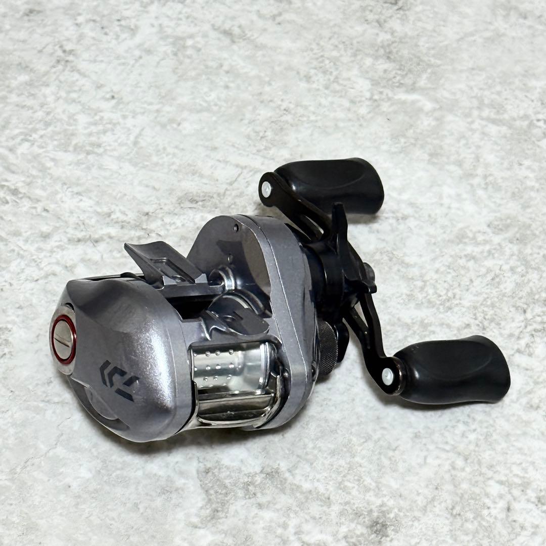 ☆実用美品☆ダイワ ベイトリール SSSV103SHL/DAIWA