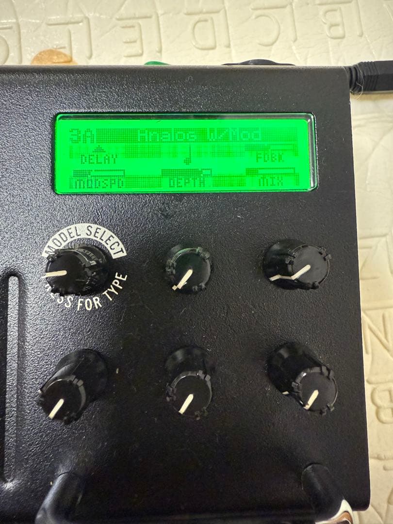 ギター LINE 6 M9