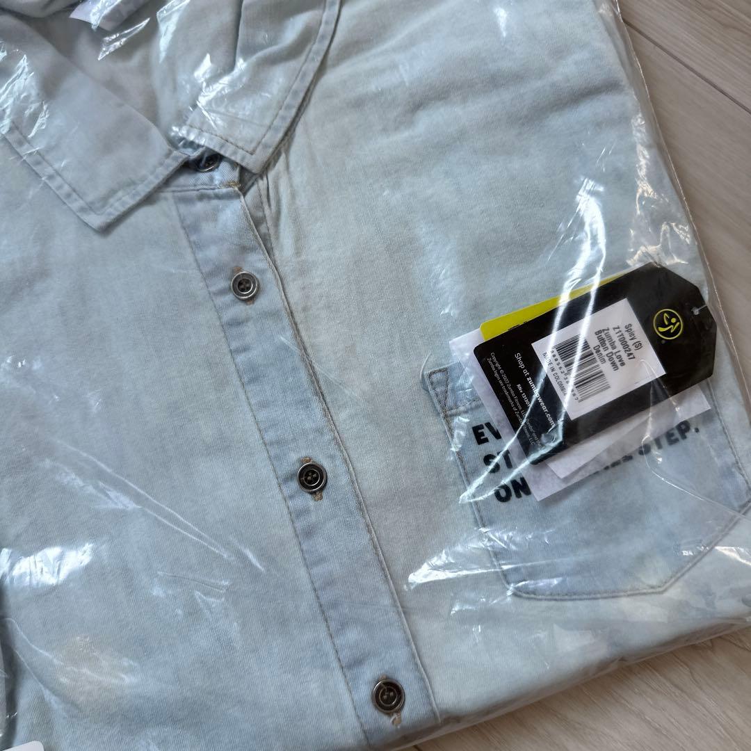 新品　正規品　ズンバ　 S デニムシャツ