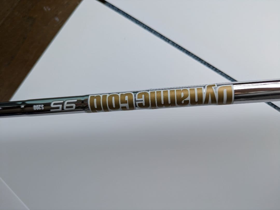 HONMA Tｗ-UⅢユーティリティ　U4
