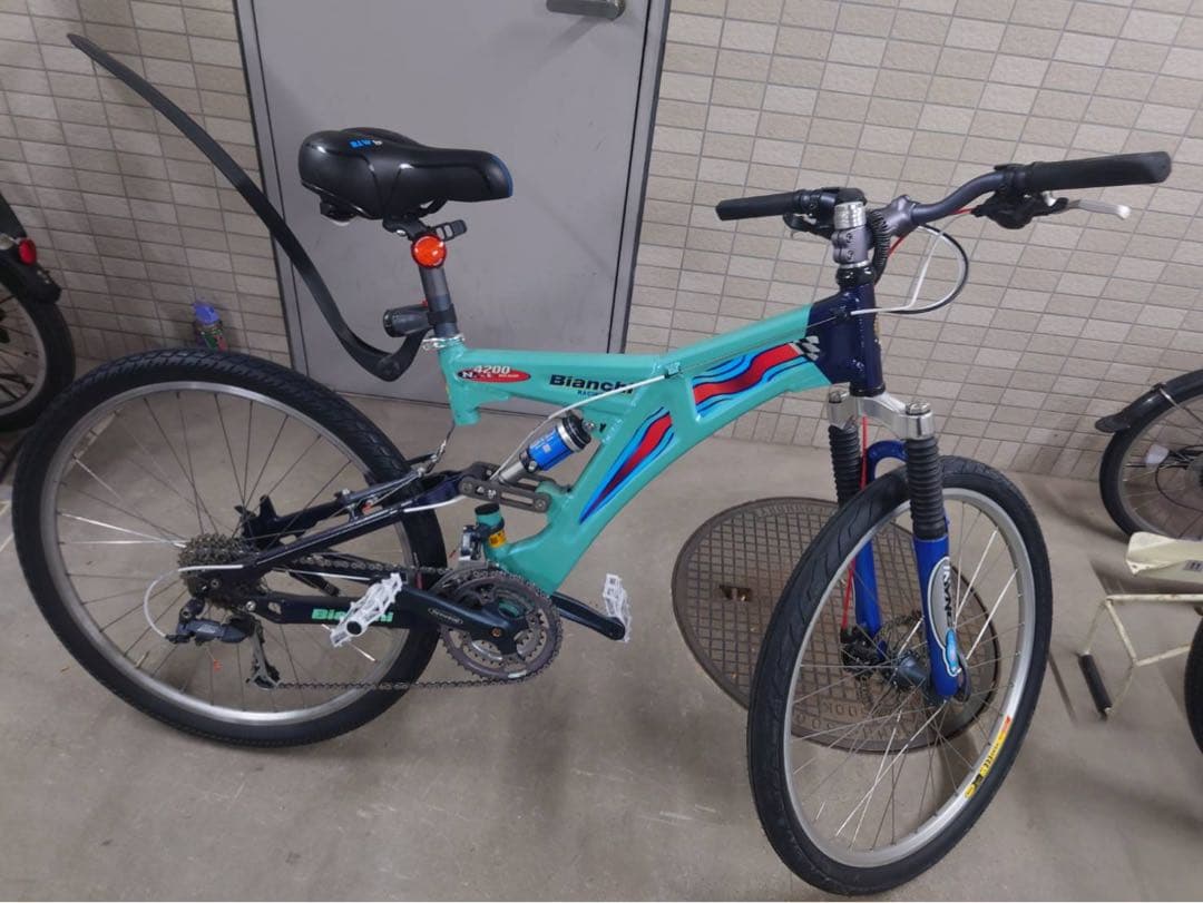 BIANCHI フルサスMTB！26インチ 希少 マルティニ