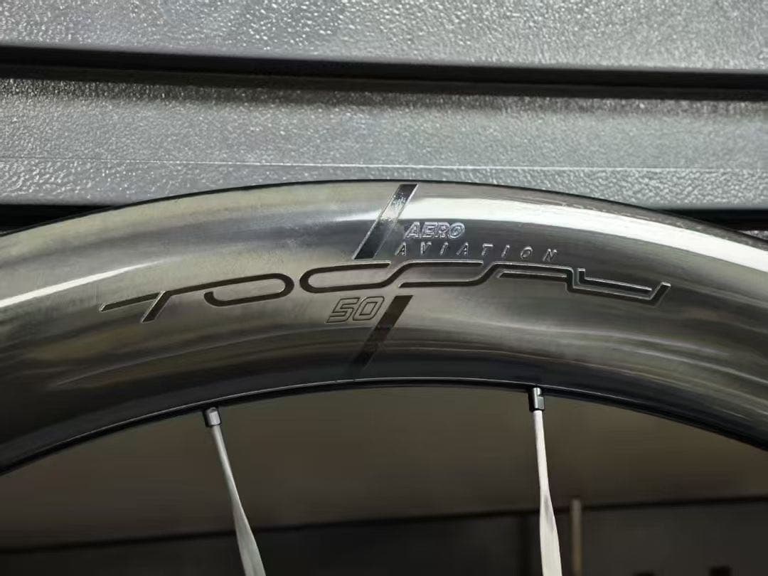 Toccay B2 カーボンホイール