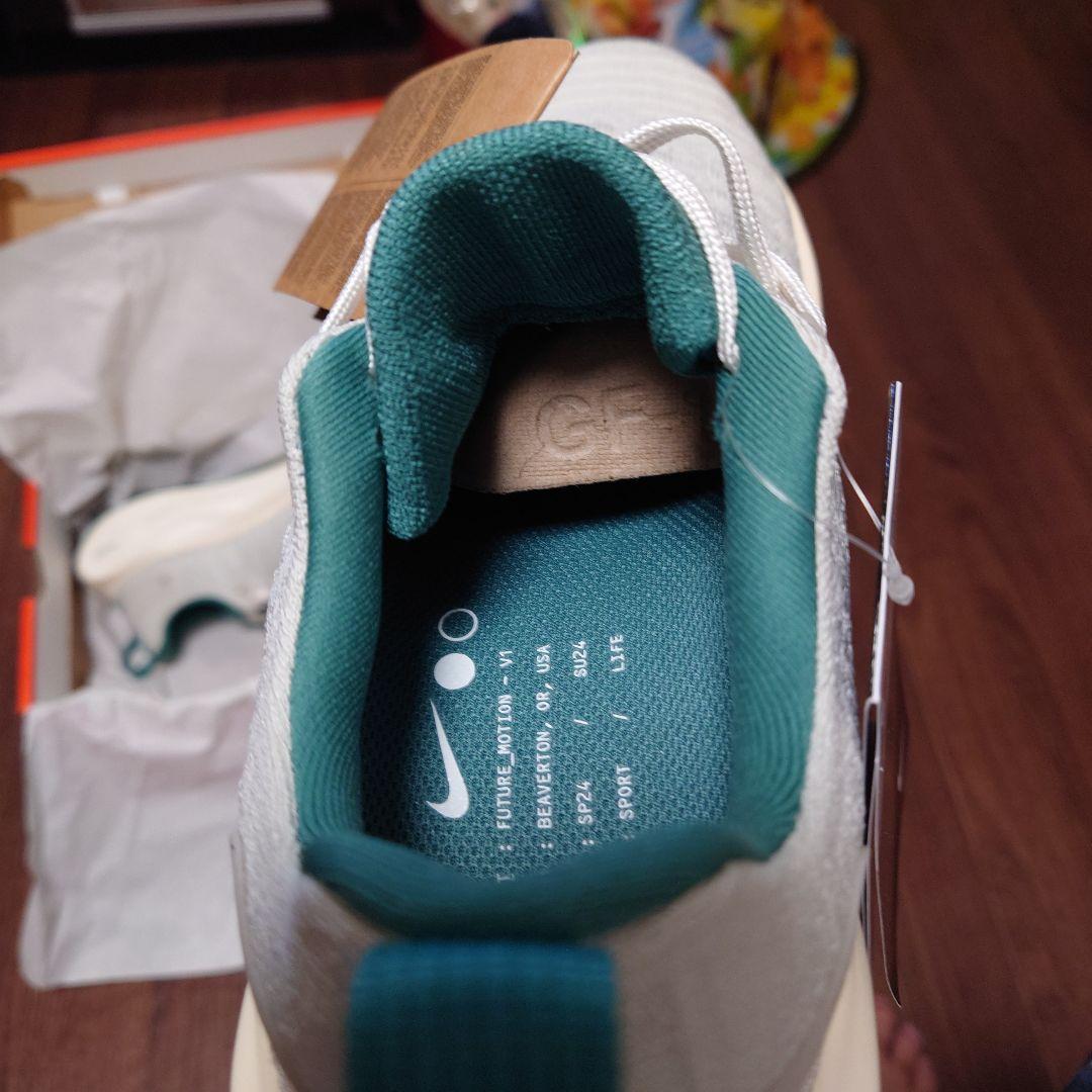 Nike ランニングシューズ グレー/グリーン25.5cm〜26.0cm