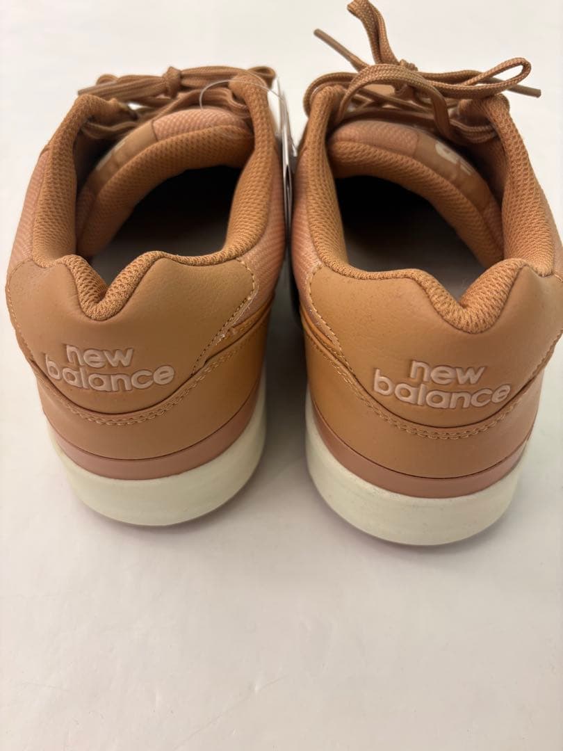 New Balance UGC574 定価14,300円