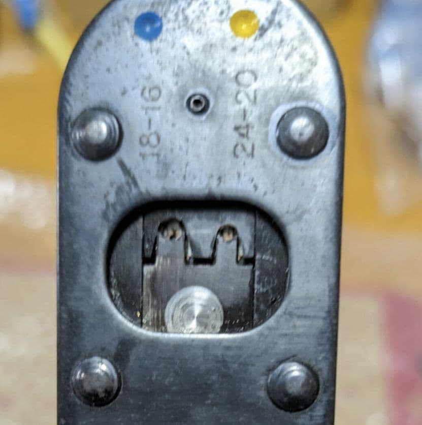 圧着工具　90067　TE Connectivity (AMP)