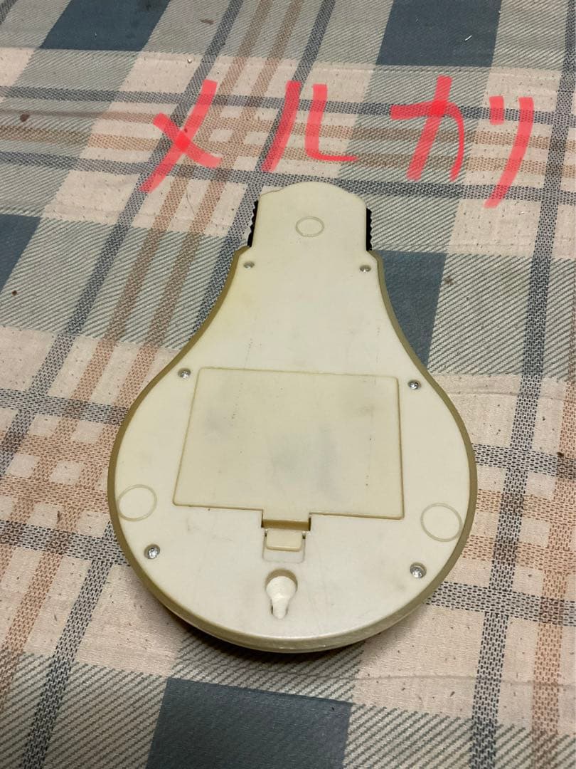 電球型ライト／社名不明？【ジャンク品　電池固定金具が錆ています。昭和レトロ】。