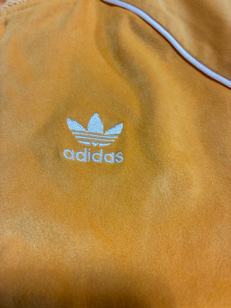 【月末セール中】adidas originalsトラックジャケット