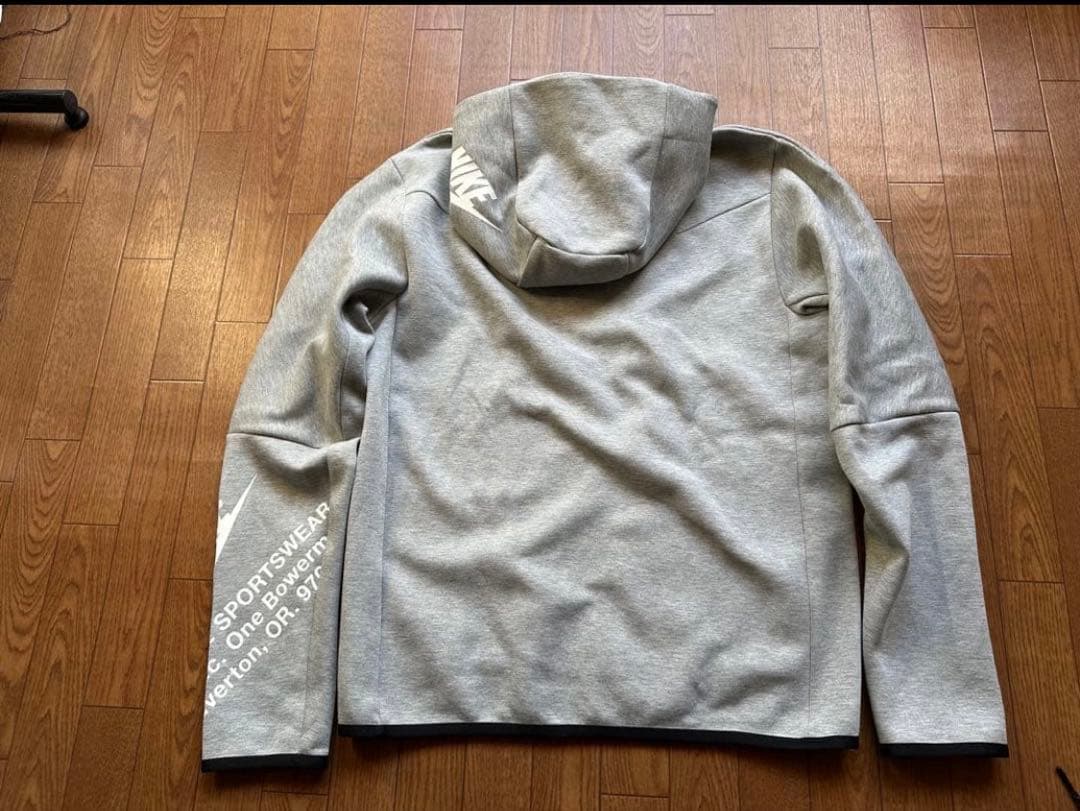 【hさん専用】セントラルシー着用モデル　Nike テックフリース上M 下S