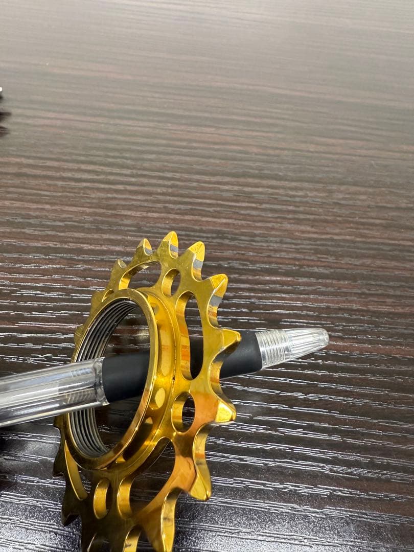 NOVACORONA TITAN COG　TiNコーティング 17t 廃盤