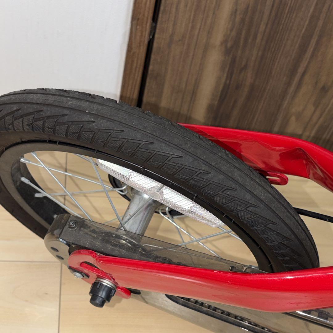 Henshin 変身バイク 14インチ ペダル付き　赤