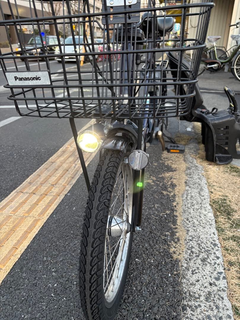 中古20㌅Panasonic電動アシスト自転車　13.2Ah3点灯　大阪　039