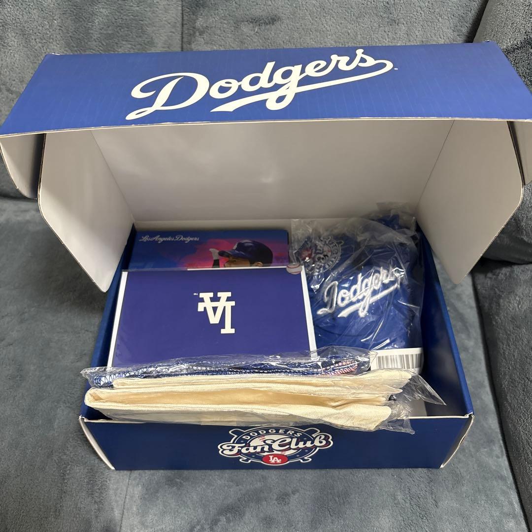 【送料込】Dodgers Fan Club Boxドジャースファンクラブ大谷選手