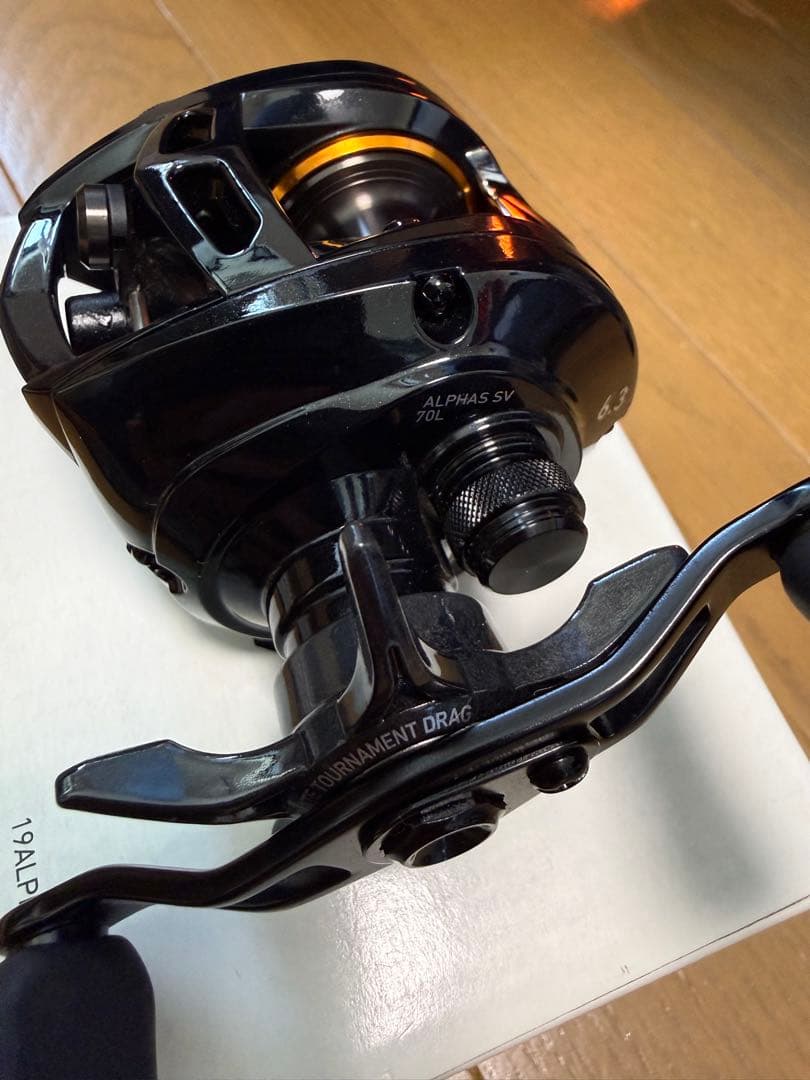 美品　DAIWA ALPHAS CT SV 70HL ベイトリール