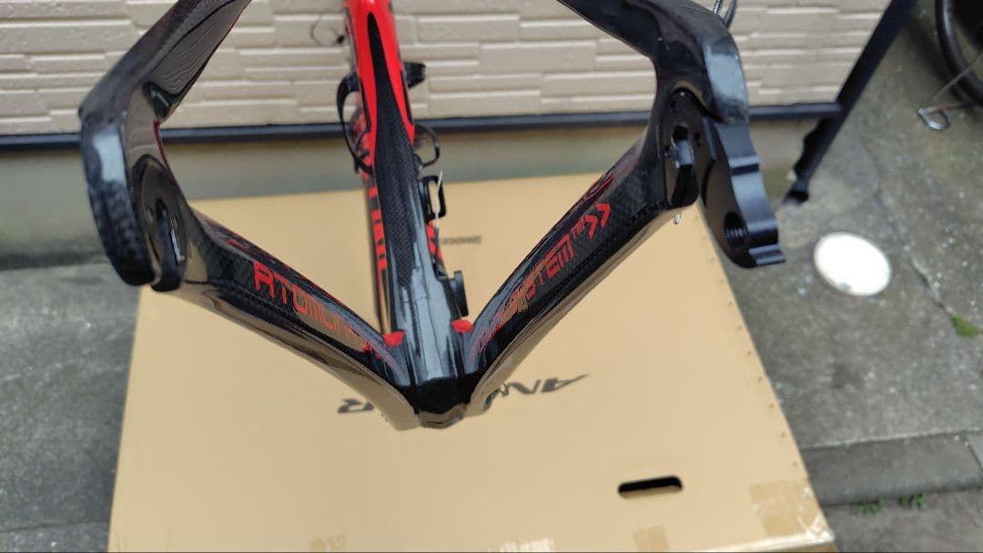 【値下げ】CIPOLLINI BOND カーボンロードバイクフレーム