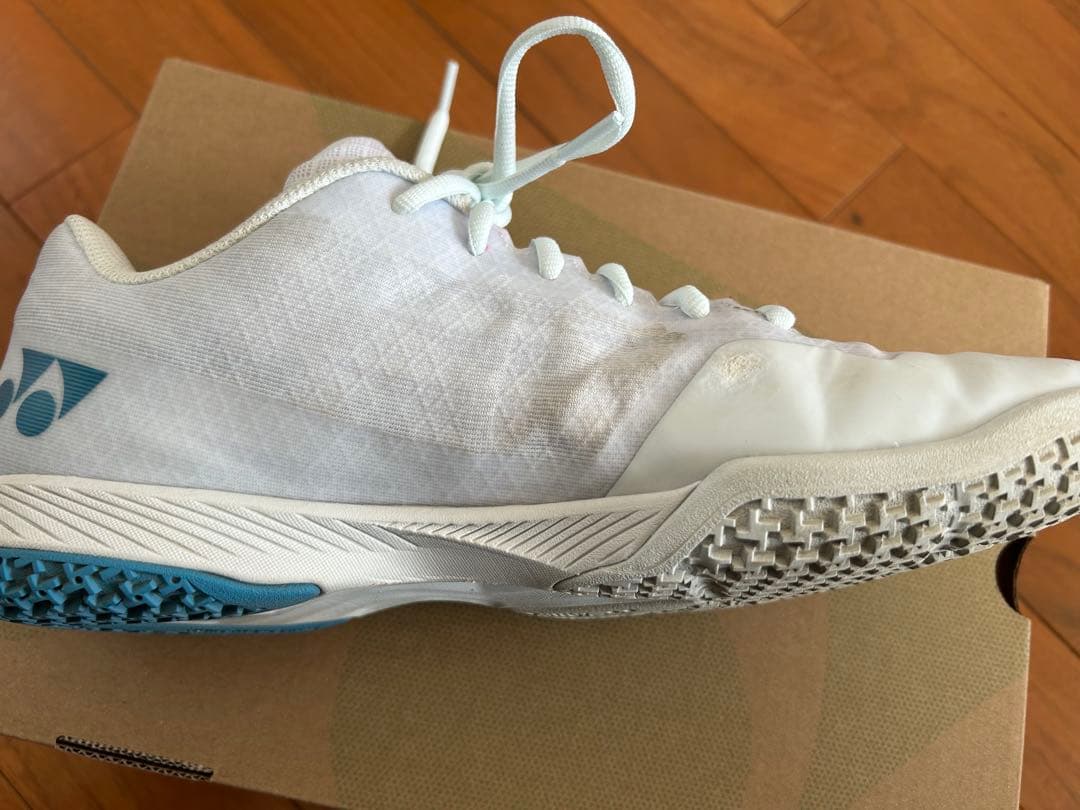 YONEX エアラスZ メン AERUS Z SHBAZ2M 27cm