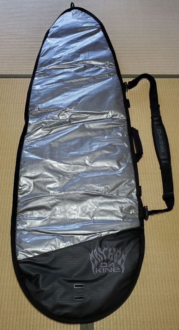 ダカイン MAYHEM　DAYLIGHT サーフボードケース DAKINE