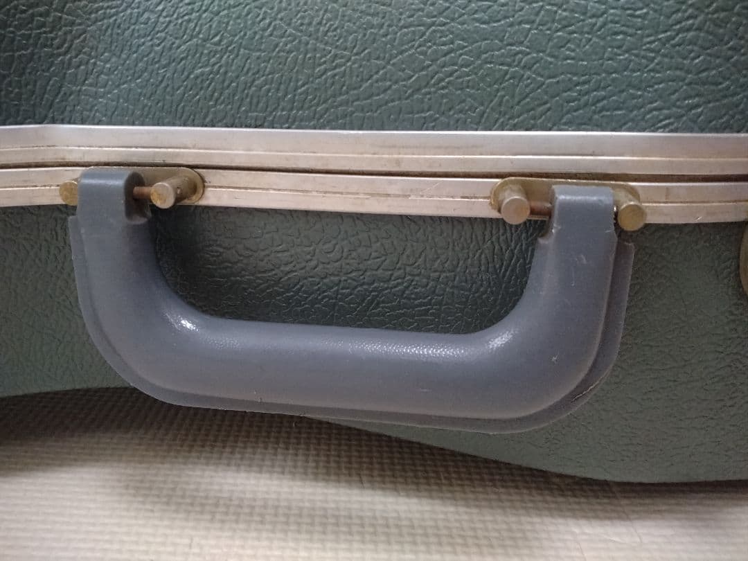 Martinブルーケース