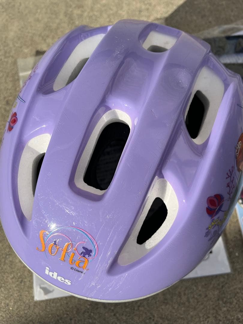 子供用自転車 18インチ　紫色 プリンセスソフィア　(ソフィアヘルメットセット)