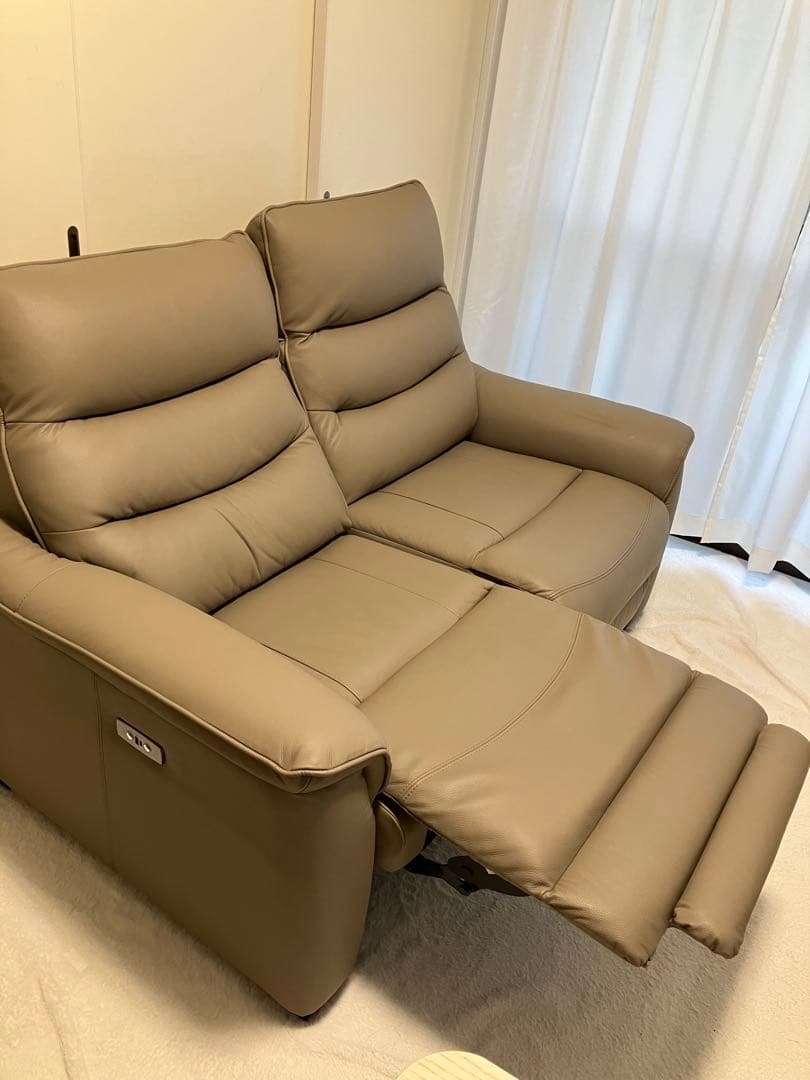 【美品・新品同様】ニトリ2人がけ電動リクライニングソファ