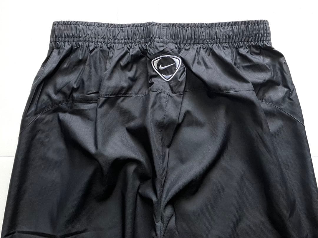 【美品】00s NIKE TOTAL90 ピステスーツセットアップ　黒/赤　M