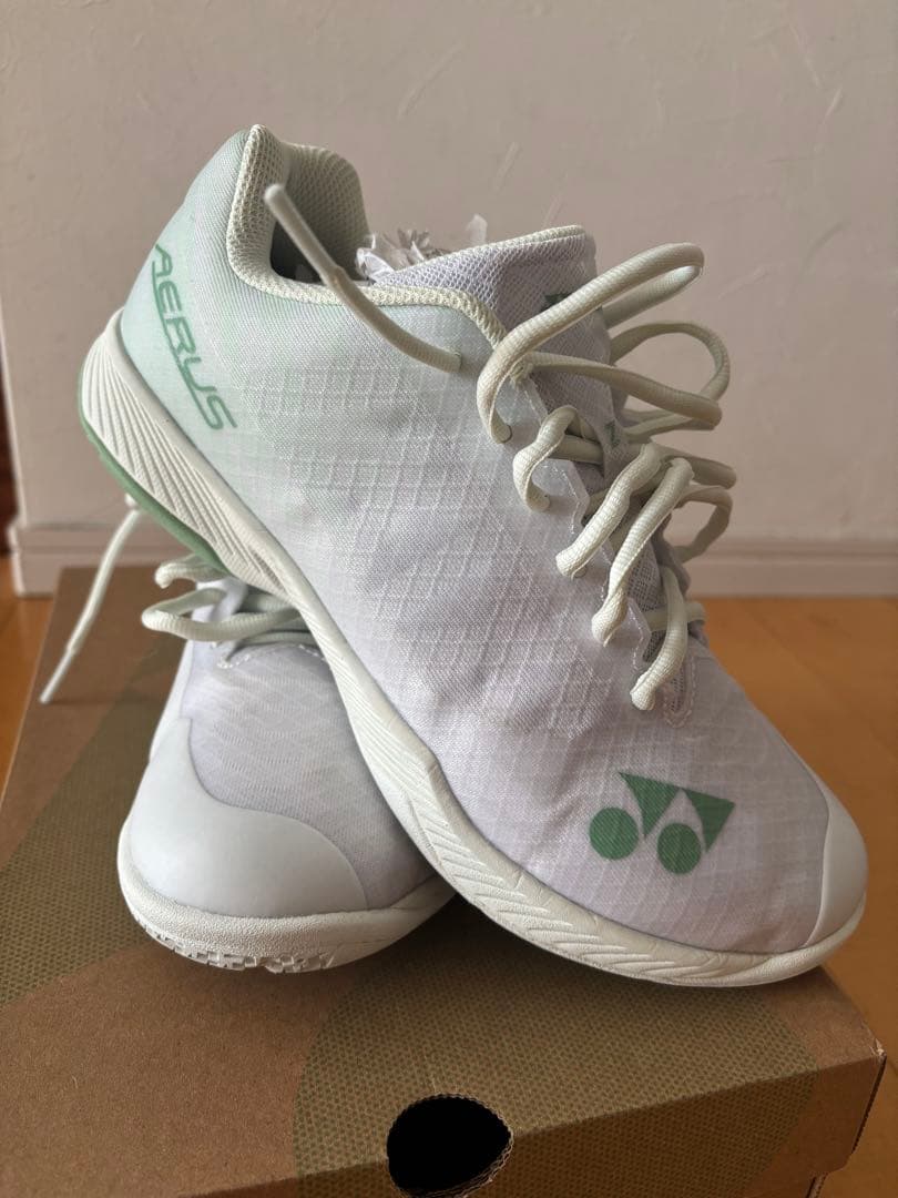 YONEX AERUS ZW バドミントンシューズ 25.5cm